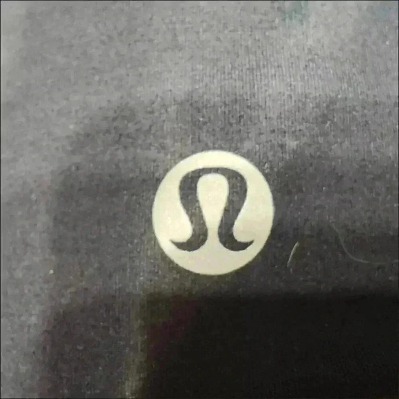 Lululemon Wunder Train High-Rise Short 8” - Sun Bleached Navy Biker - Size 4 - Picture 3 of 5